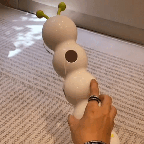 Bastone Interattivo Intelligente per Gatti con Coda di Piume – Giocattolo Automatico con Rilevamento Intelligente per Altalena e Movimento